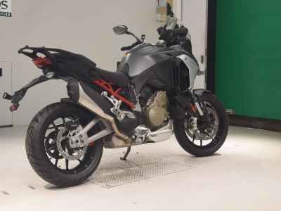 Ducati Multistrada V4S 2025