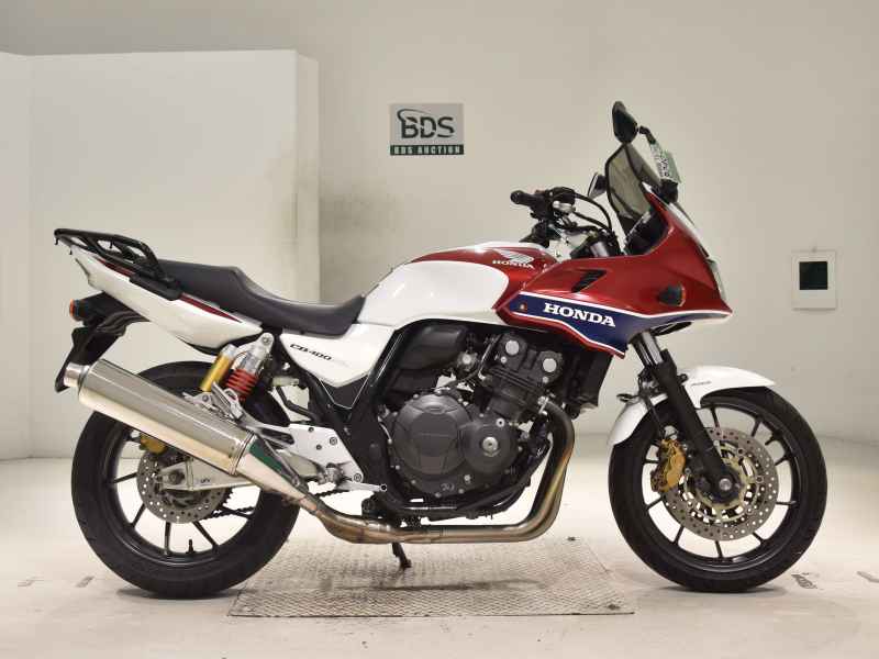 Honda CB400 Super Boldor 2017