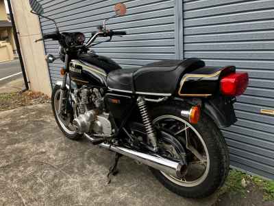 Suzuki GS550E 2023