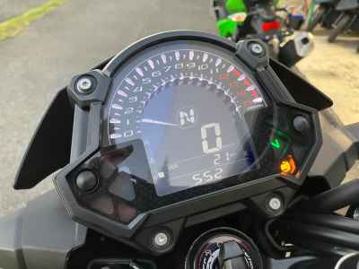 Kawasaki Z400 2025