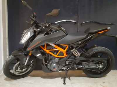 KTM 390 Duke 2023