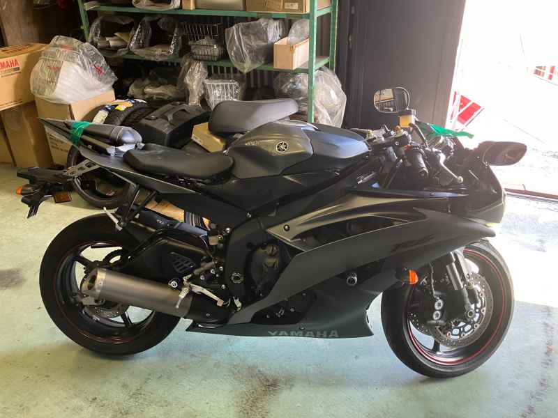Yamaha YZF-R6 2021