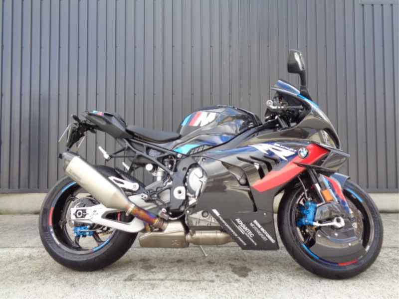 BMW M1000RR 2023
