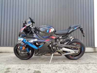 BMW M1000RR 2023