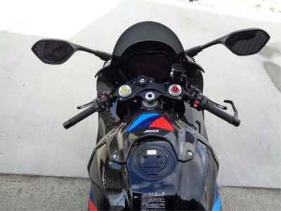 BMW M1000RR 2023