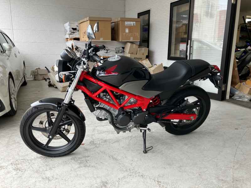 Honda VTR250 2011