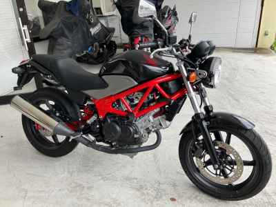 Honda VTR250 2011
