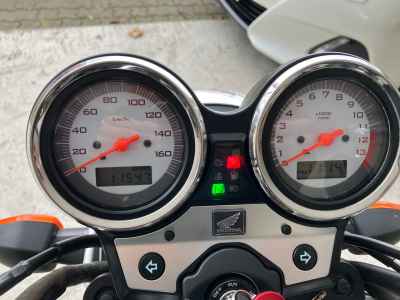 Honda VTR250 2011
