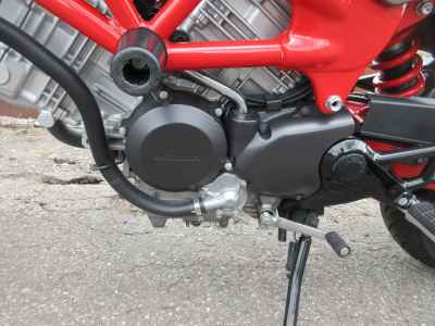 Honda VTR250 2011