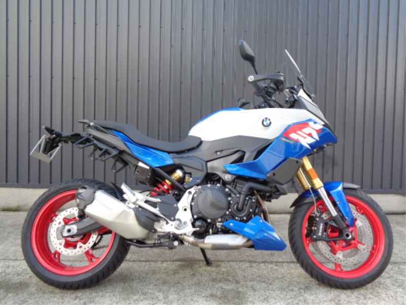 BMW F900XR 2025