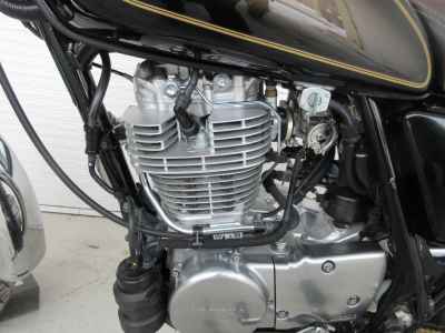 Yamaha SR400 2021