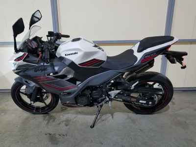 Kawasaki Ninja 400 2024