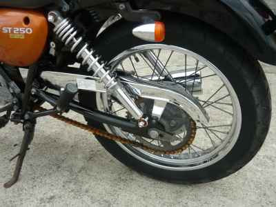 Suzuki ST250E