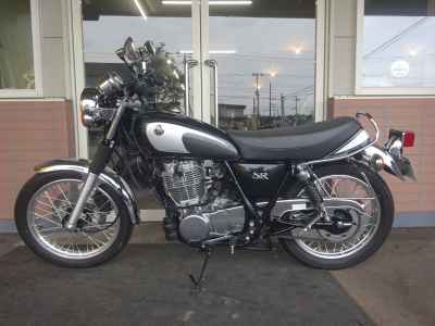 Yamaha SR400 2022