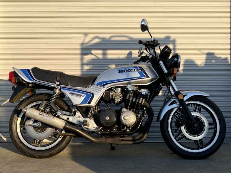 Honda CB900F 2012