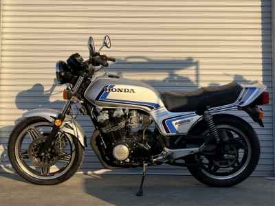 Honda CB900F 2012