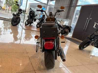 Harley-Davidson Sportster XL883R 2012