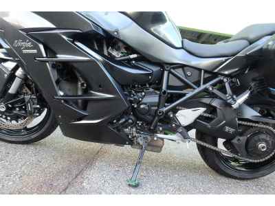 Kawasaki Ninja H2 SX 2018