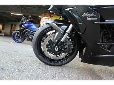 Kawasaki Ninja H2 SX 2018