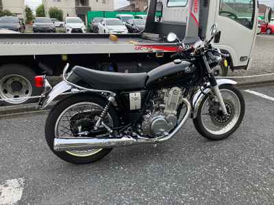 Yamaha SR400 2020