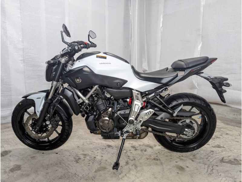 Yamaha MT-07 2015