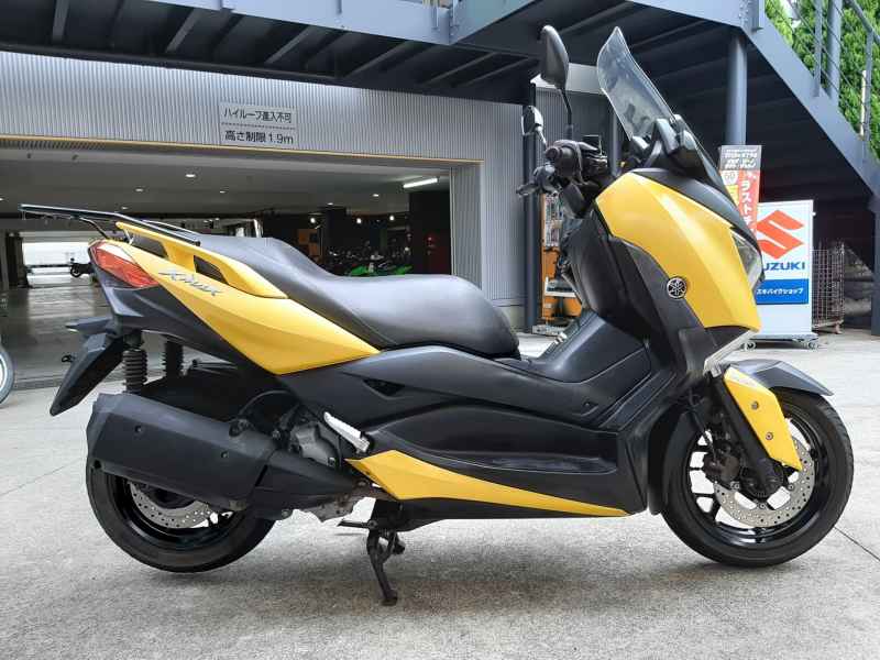 Yamaha XMAX 250
