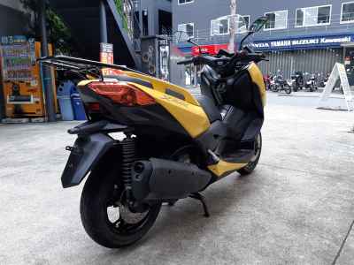 Yamaha XMAX 250