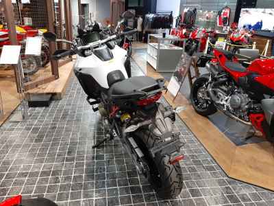Ducati Multistrada V4 2025