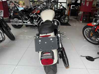 Harley-Davidson Sportster XL883R 2011