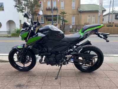 Kawasaki Z400 2021