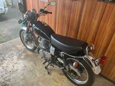 Yamaha SR400 2020