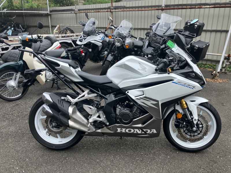 Honda CBR250RR 2023