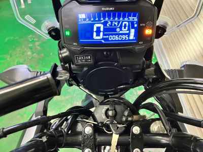 Suzuki GSR250