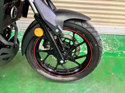 Suzuki GSR250