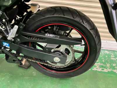 Suzuki GSR250