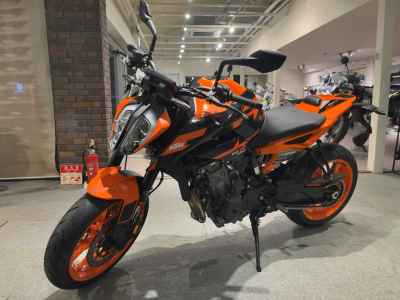 KTM 890 Duke GP 2023