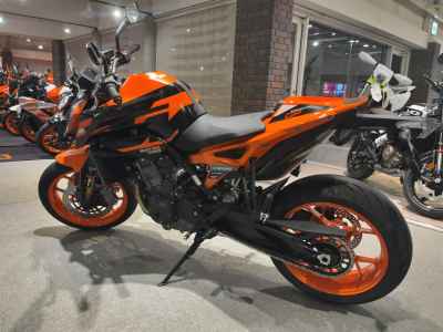 KTM 890 Duke GP 2023