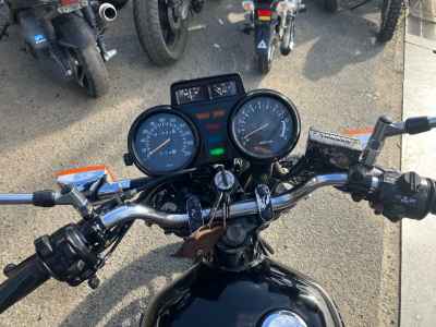 Yamaha XJ550