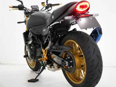 Kawasaki Z900RS SE 2025
