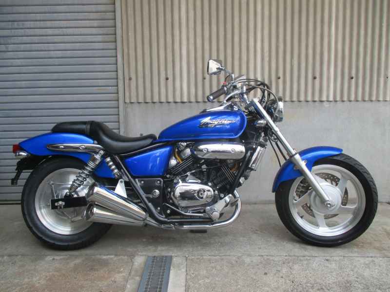 Honda Magna 250