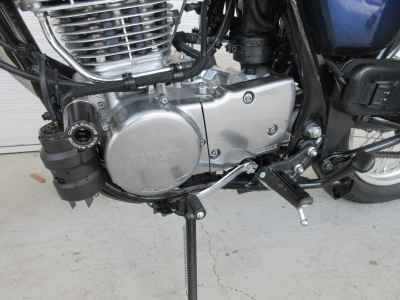 Yamaha SR400 2022