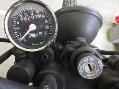 Yamaha SR400