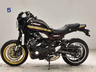 Kawasaki Z900RS 2025