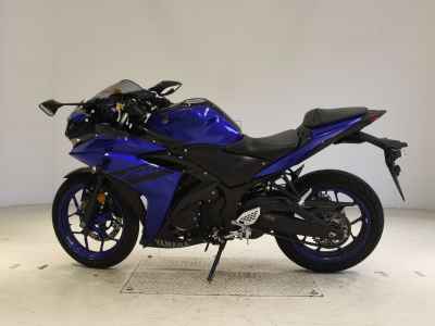 Yamaha YZF-R25 2018