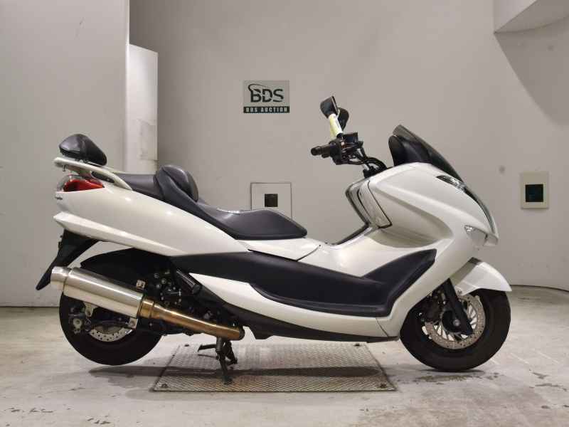 Yamaha Majesty 250