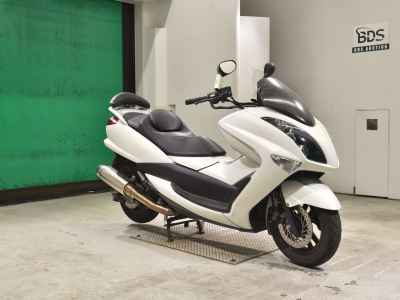 Yamaha Majesty 250