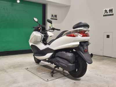 Yamaha Majesty 250