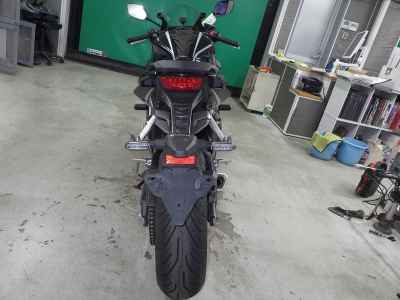 Honda CB650R 2021