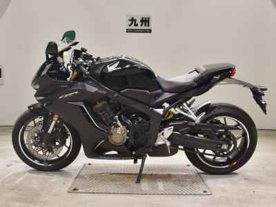 Honda CB650R 2021