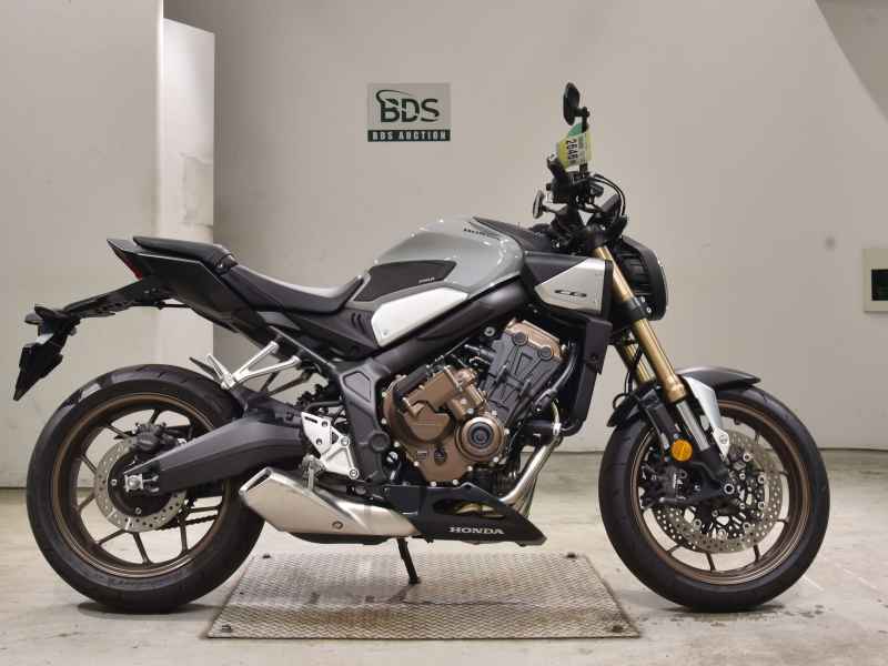 Honda CB650R E-Clutch 2024